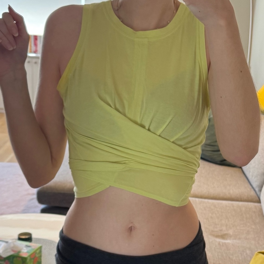 Lululemon Lime Green Yellow Tie-Front Crop Top Size 4